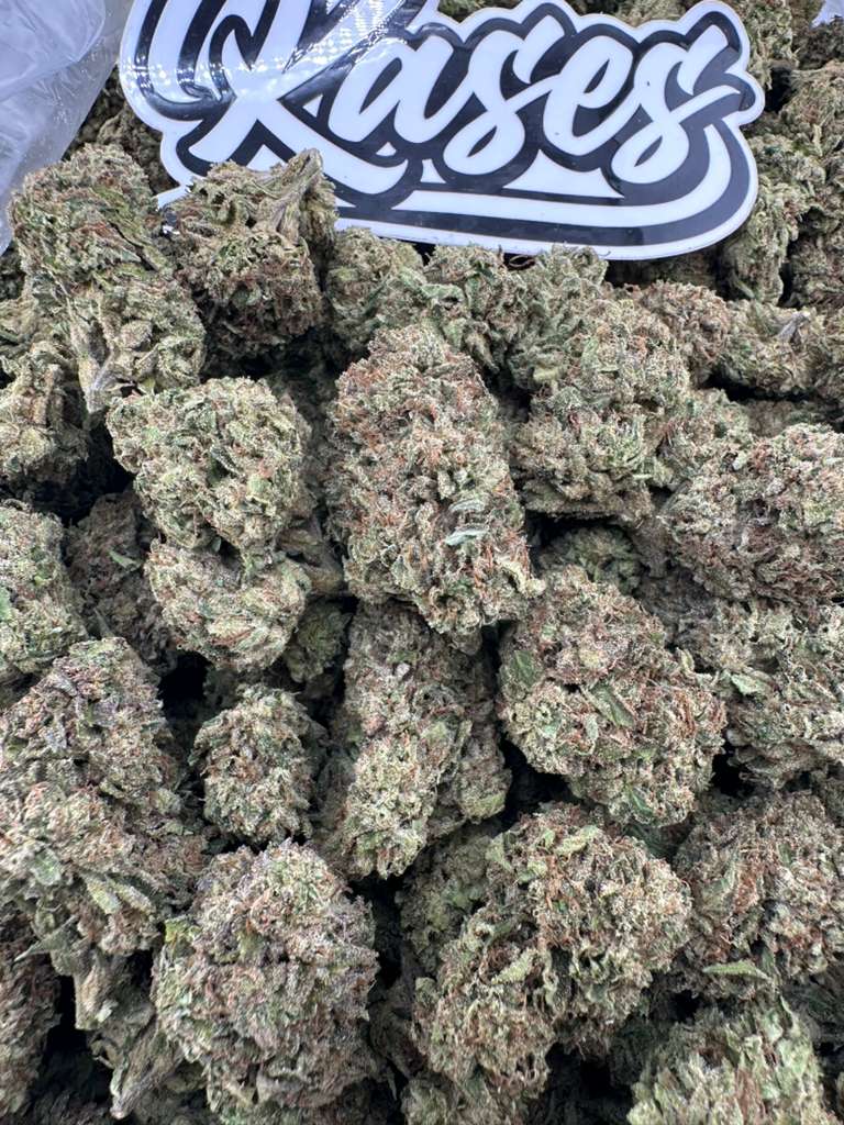 White Runtz 23% thc hybrid - Image 2